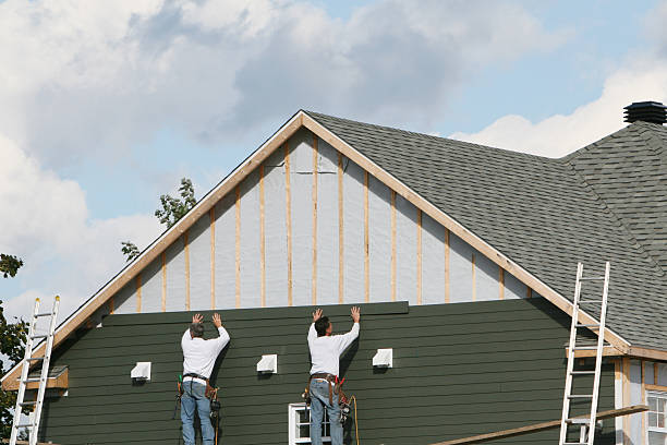 Professional Siding Installation technician working in New Lexington, OH